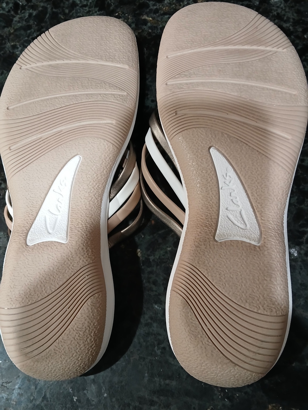 Women's, Clarks Cloudsteppers Beige Braided Sandals, Size 8 - Picture 6 of 8